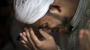 BUSCAD AYUDA A TRAVES  DE LA PACIENCIA Y DE LA ORACIÓN